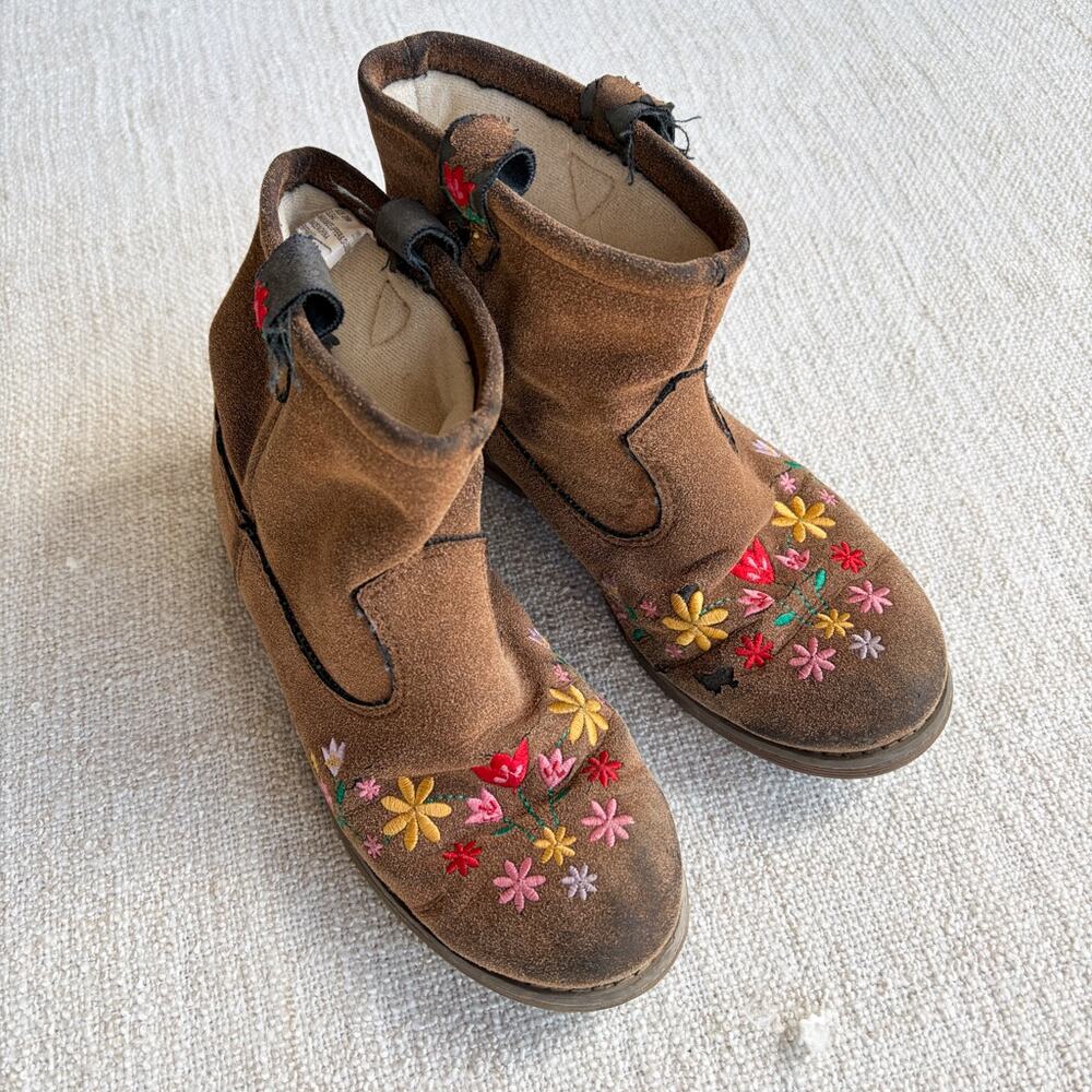 Hanna Andersson Brown Embroidered Elsa Ankle Boots PLAY girl's size 3